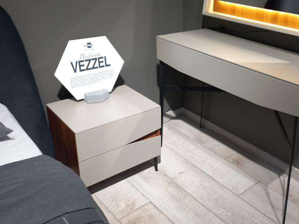 Прикроватная тумба правая VEZZEL2 орех/taupe 